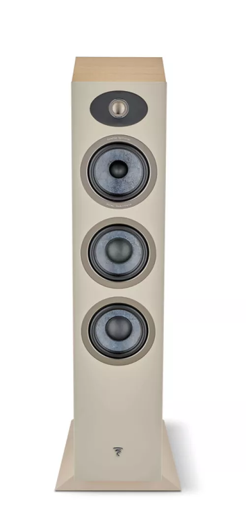 Focal Theva N°2 lattiakaiutin, vaalea puu, edestä focal-theva-n2-floorstanding-loudspeaker-light-wood-06ac7a481efd87.jpg