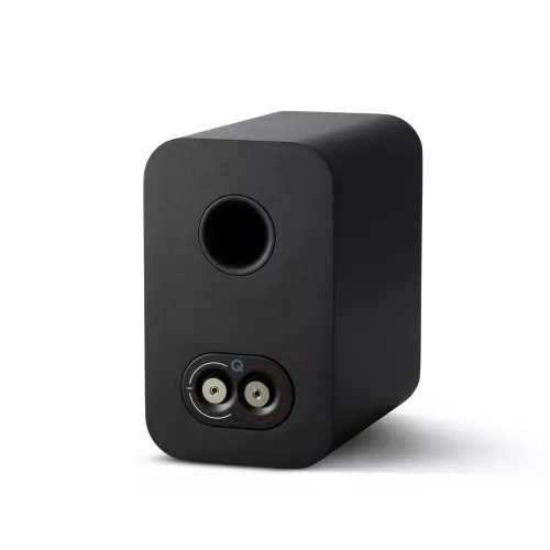 Q Acoustics Q5010 hyllykaiutin, musta, takapaneeli takaviistosta q_acoustics_q5010_bookshelf_speaker_black-06475e85a77f38.jpg