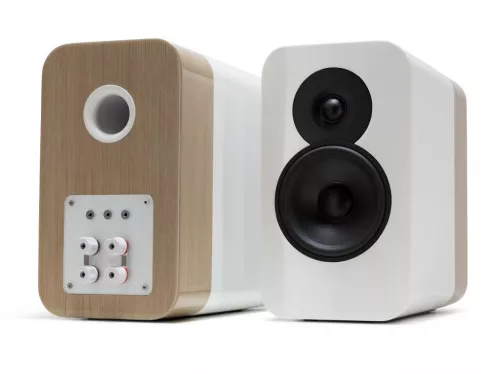 Q Acoustics Concept 300 jalustakaiutin, valkoinen